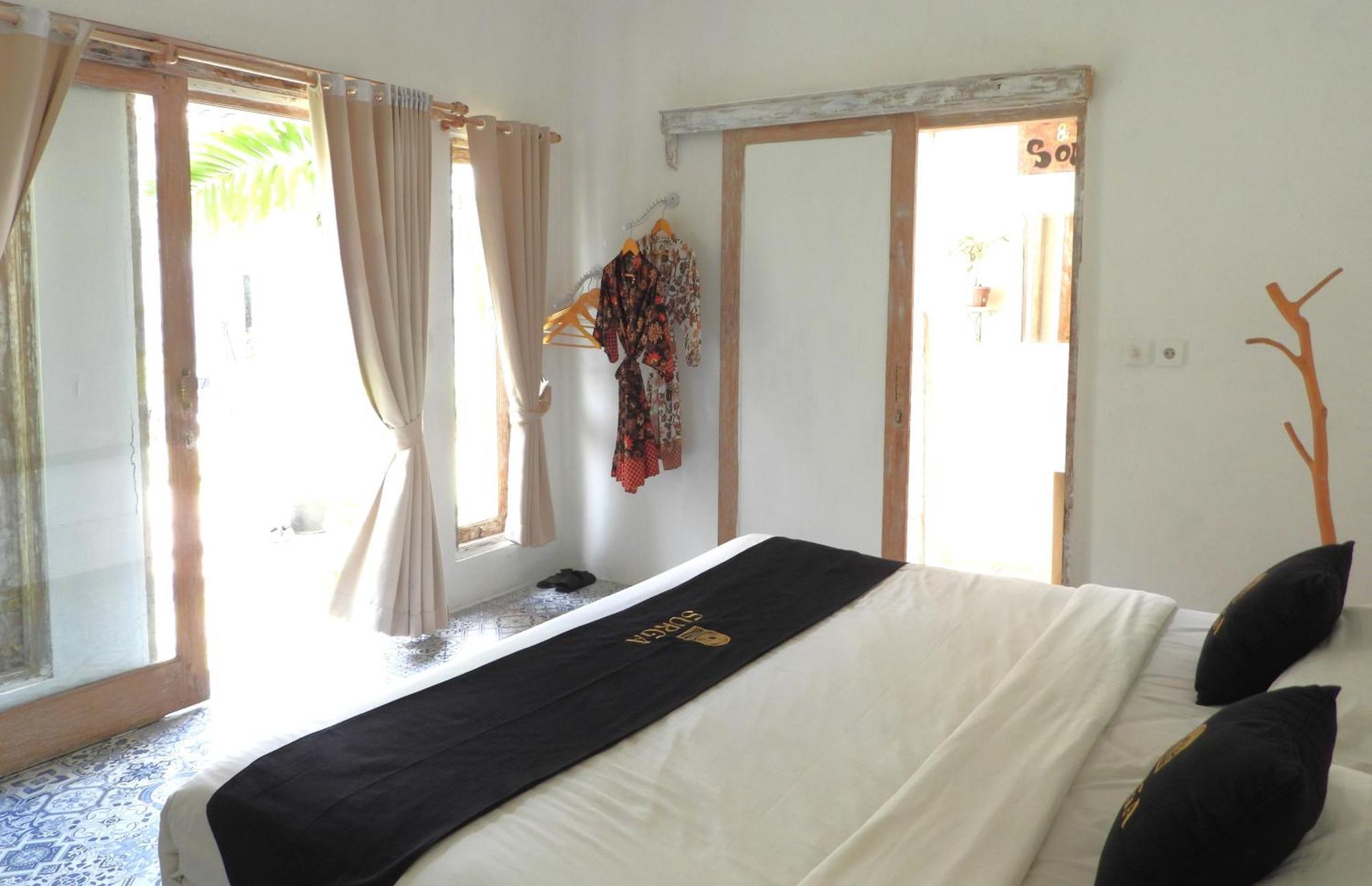 Surga Homestay Jimbaran Esterno foto