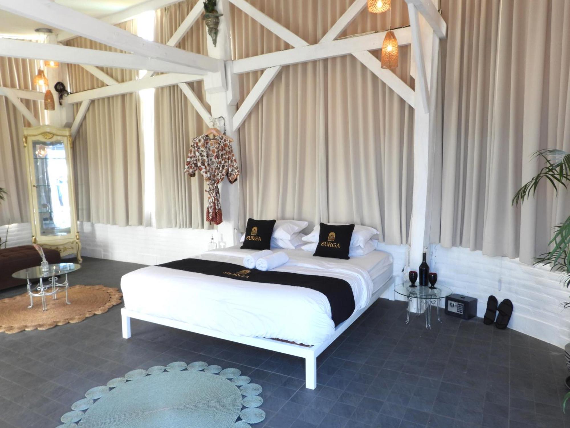 Surga Homestay Jimbaran Esterno foto