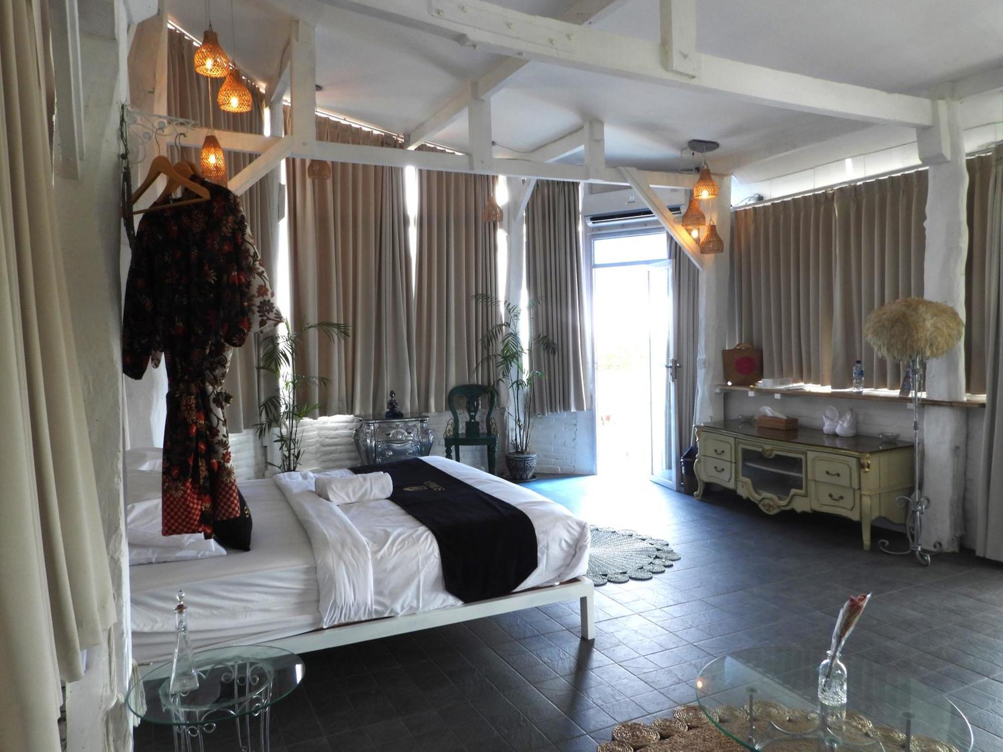 Surga Homestay Jimbaran Esterno foto